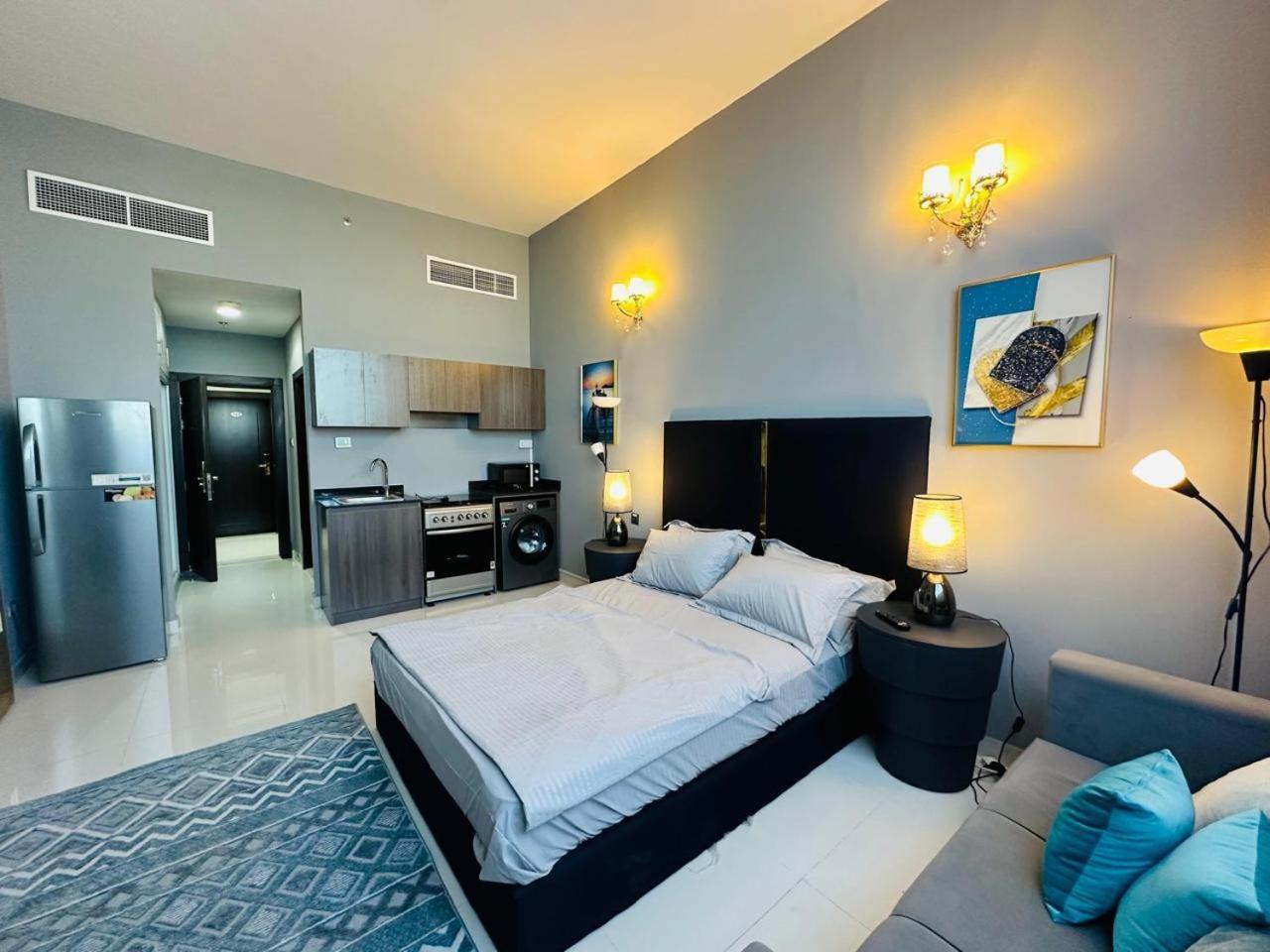 Al Manara Classic Lux Apartment Dubai
